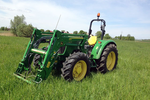 Producteur d'accessoires pour tracteurs, roues pour machines agricoles, Pologne