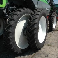 Producteur d'accessoires pour tracteurs, roues pour machines agricoles, Pologne