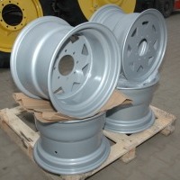 Producteur d'accessoires pour tracteurs, roues pour machines agricoles, Pologne