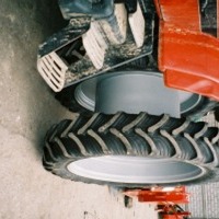 Producteur d'accessoires pour tracteurs, roues pour machines agricoles, Pologne