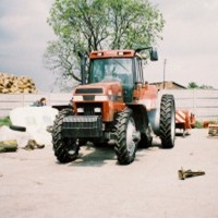 Producteur d'accessoires pour tracteurs, roues pour machines agricoles, Pologne