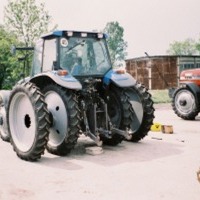 Producteur d'accessoires pour tracteurs, roues pour machines agricoles, Pologne