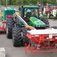 Producteur d'accessoires pour tracteurs, roues pour machines agricoles, Pologne