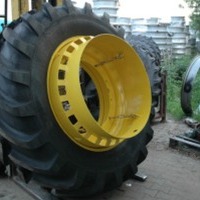 Producteur d'accessoires pour tracteurs, roues pour machines agricoles, Pologne