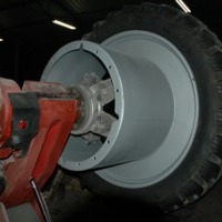 Producteur d'accessoires pour tracteurs, roues pour machines agricoles, Pologne