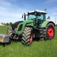 Producteur d'accessoires pour tracteurs, roues pour machines agricoles, Pologne