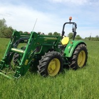 Producteur d'accessoires pour tracteurs, roues pour machines agricoles, Pologne